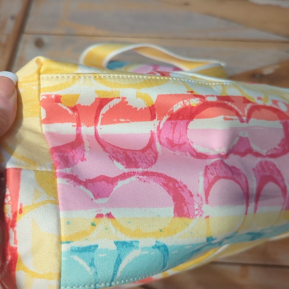 Large Colorful COACH tote Bag.   Excellent - Picture 5 of 7